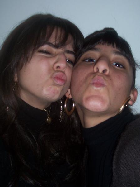 NAWELLE ET SANA